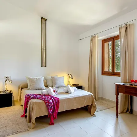 Townhouse Pilar * Pollenca
